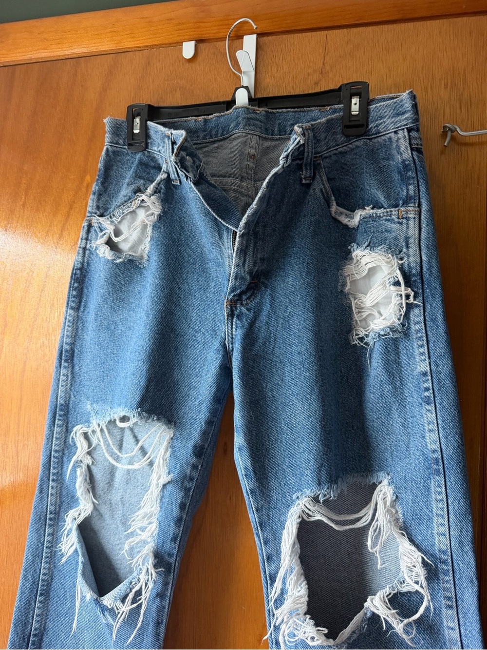 Vintage RUSTLER Ripped Straight Leg Jeans - Picture 2 of 5